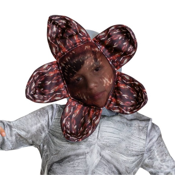 stranger Things Demogorgon Costume - Picture 3 of 8